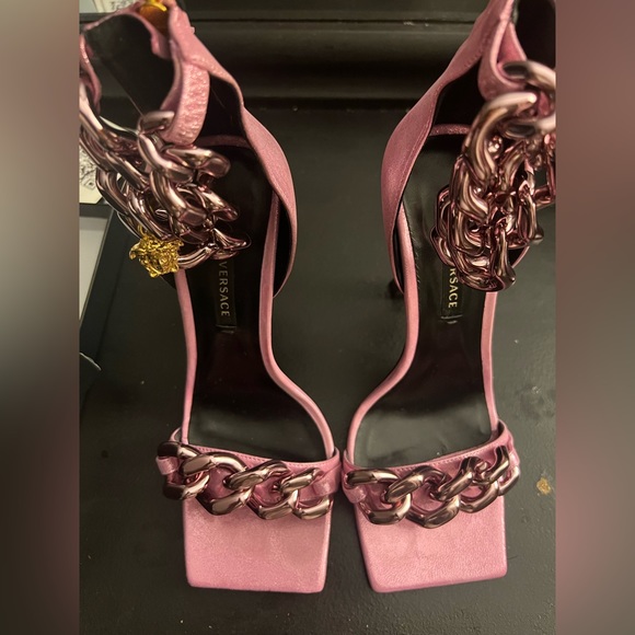 VERSACE MEDUSA SUEDE SANDALS - Picture 15 of 16